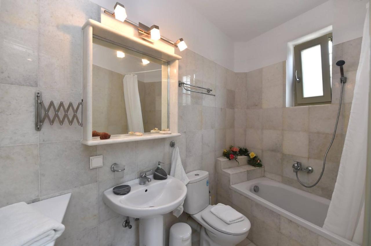 Tonia Apartments Paros Chrisi Akti  Exterior photo